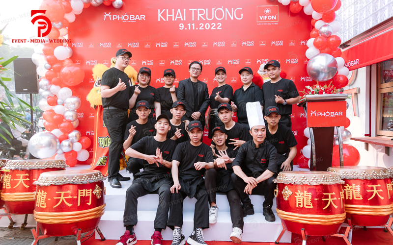kinh phí tổ chức khai trương
