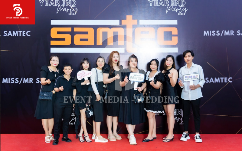 tiệc tất niên công ty