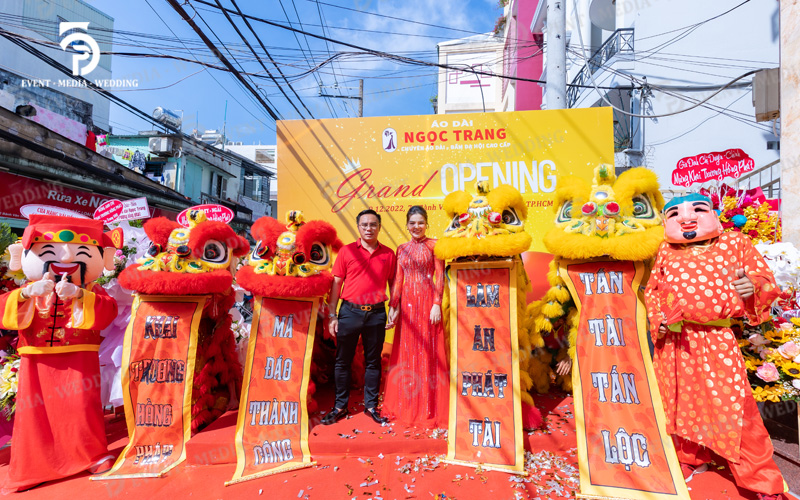 khai trương shop quần áo