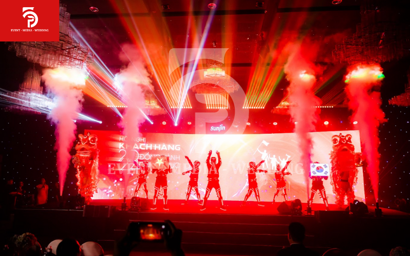 KỊCH BẢN TIỆC TẤT NIÊN ẤN TƯỢNG – GẮN KẾT NHÂN VIÊN, LAN TỎA GIÁ TRỊ DOANH NGHIỆP