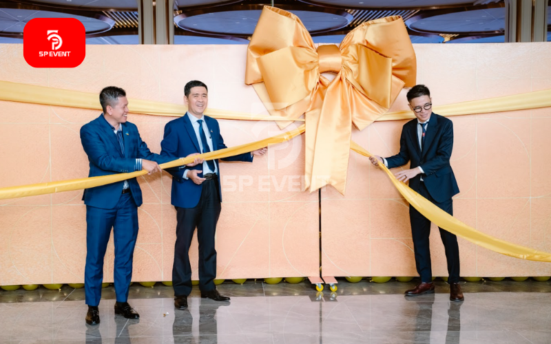 QUÀ TẶNG KHAI TRƯƠNG THU HÚT KHÁCH HÀNG – BÍ QUYẾT GHI DẤU ẤN THƯƠNG HIỆU