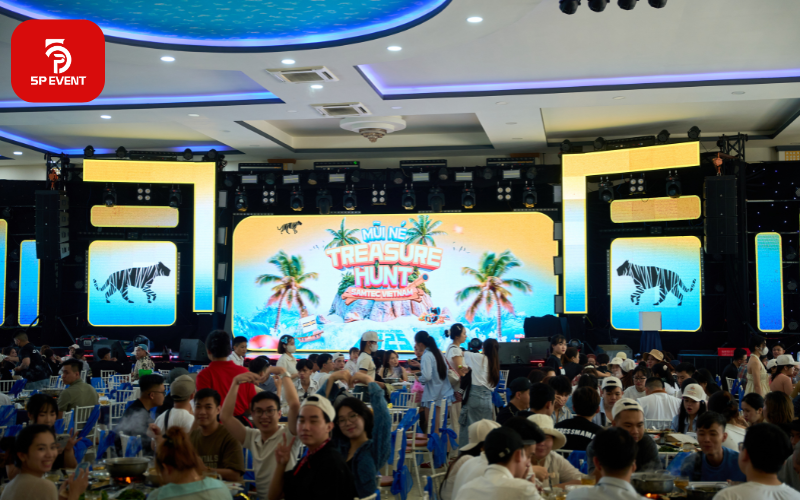 XU HƯỚNG TỔ CHỨC YEAR END PARTY 2025