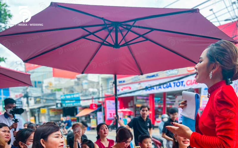 Cho Thuê Dù Lệch Tâm 