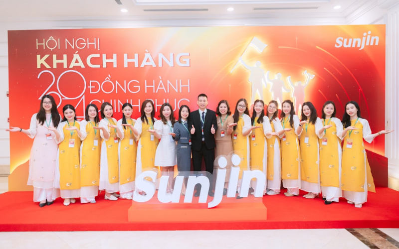 HỘI NGHỊ KHÁCH HÀNG MIỀN BẮC SUNJIN VINA: ĐỒNG HÀNH CHINH PHỤC